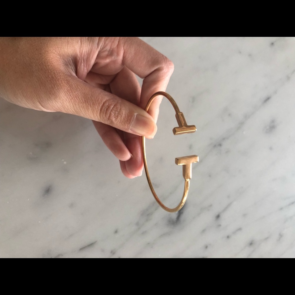 Tiffany - inspired T bracelet!